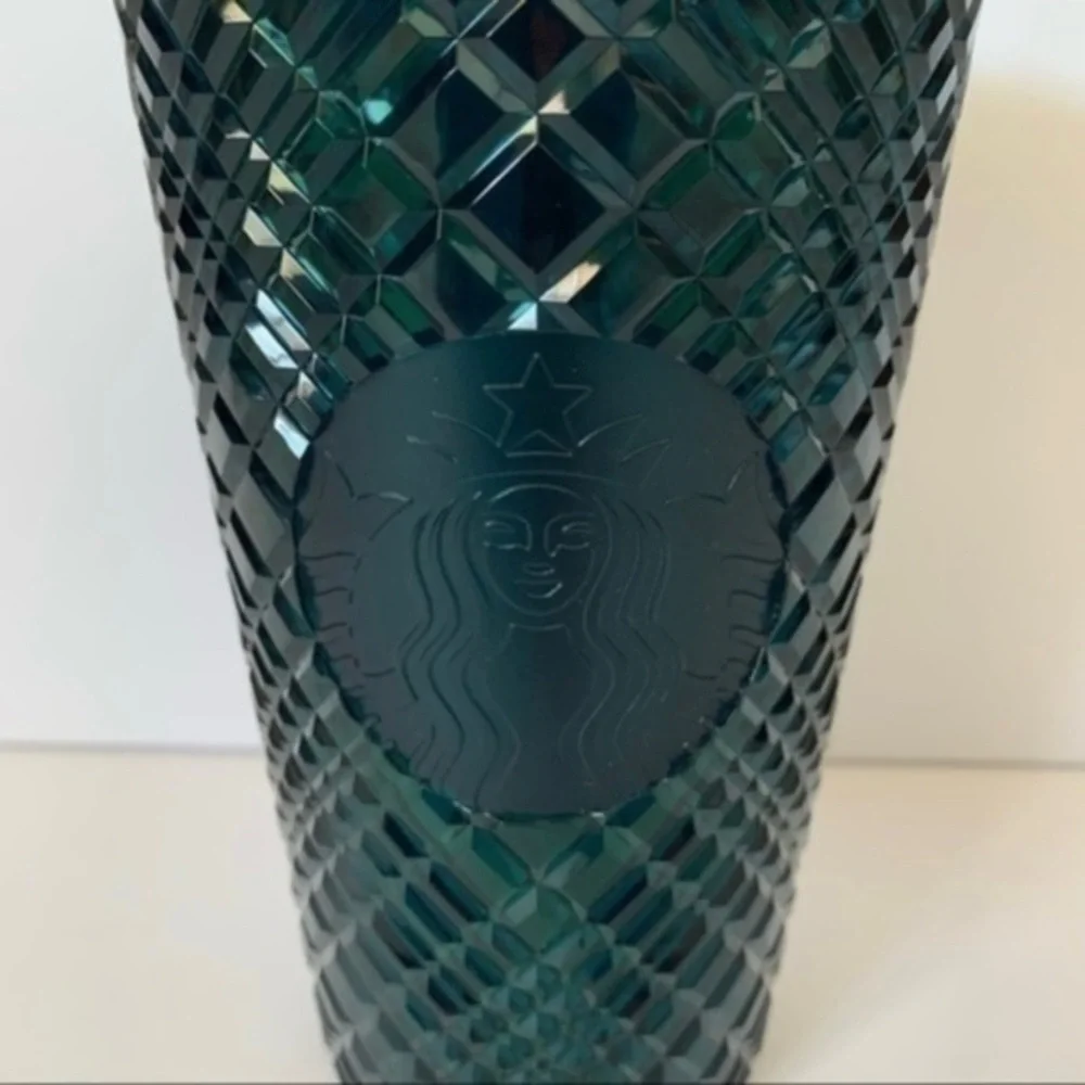 NWT. Starbucks 2021 Holiday Jeweled Cold Tumbler Green/Blue 16oz Grande